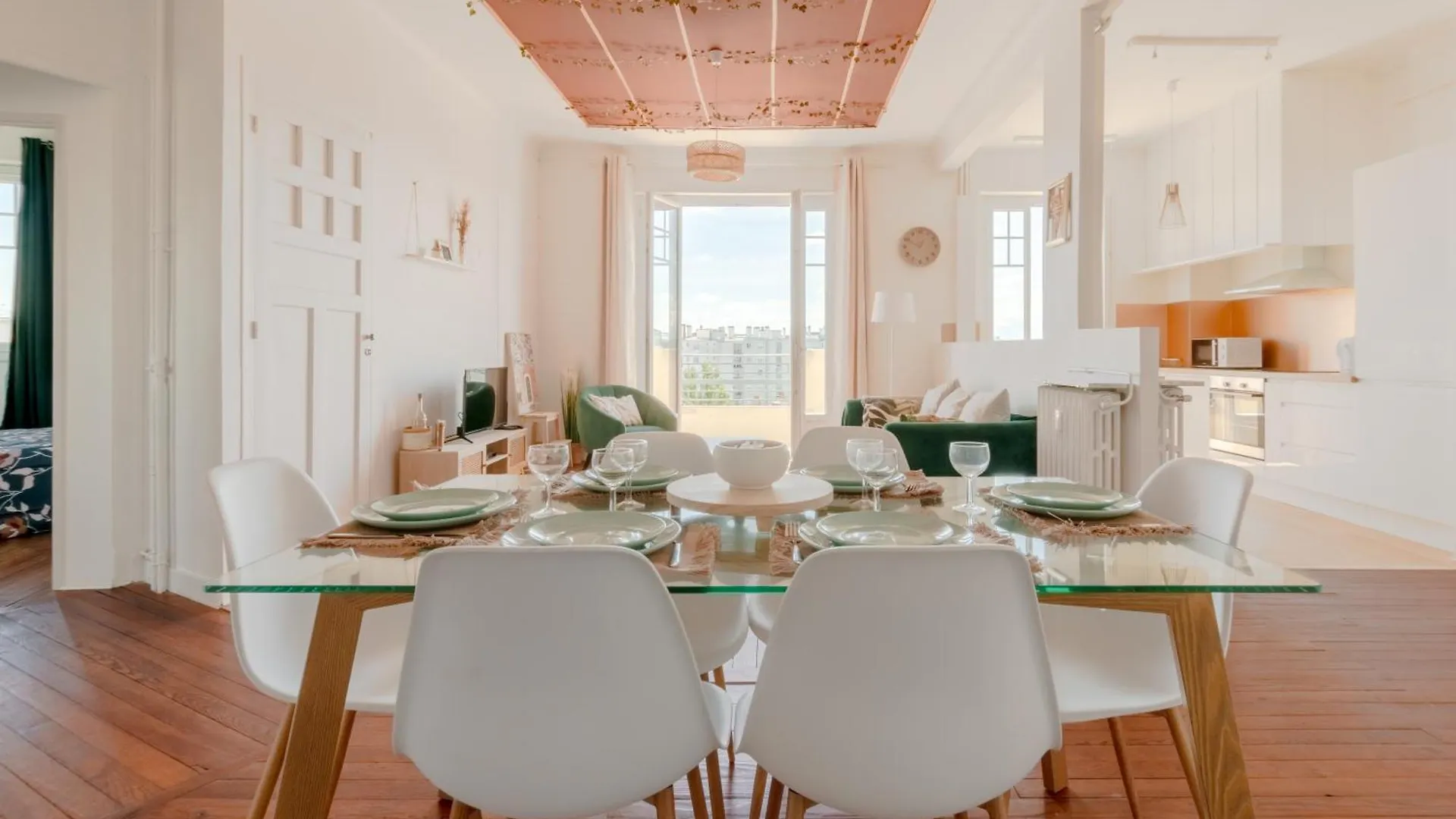 Appartement Spacieux - Vue Pyrenees - Hypercentre Tarbes